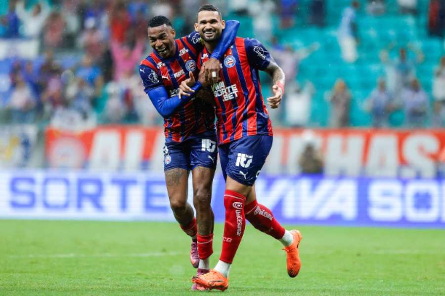 Willian José precisou de três chutes para marcar gol baiano
