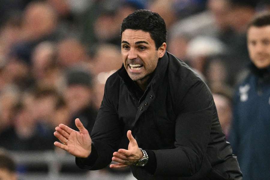 Mikel Arteta, técnico do Arsenal