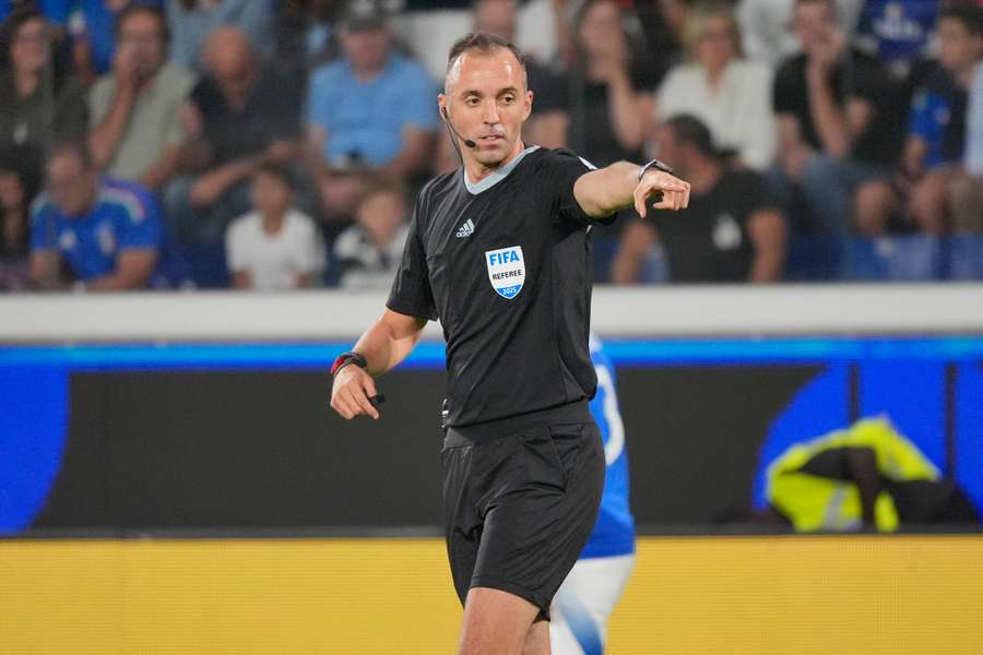 Joao Pinheiro, arbitro di Napoli-Francoforte