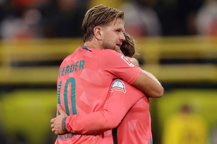 "Champions-League-Fülle" (l.) traf zum 2:2 gegen seinen Ex-Klub "Champions-League-Fülle" (l.) traf zum 2:2 gegen seinen Ex-Klub