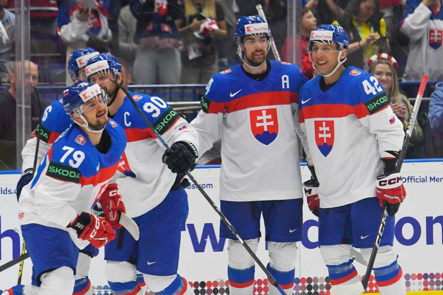 Slovensko môže v nedeľu večer definitívne postúpiť do štvrťfinále.