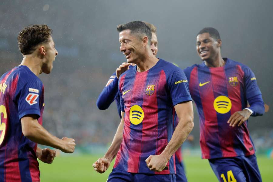 Hiszpańskie media: Lewandowski wraca do formy i strzela pomimo upływu lat