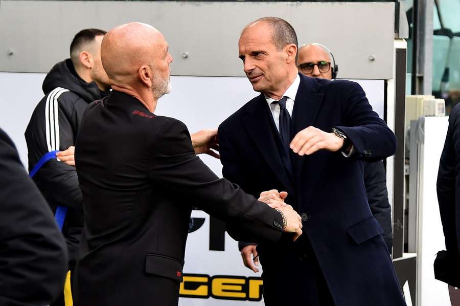 Massimiliano Allegri (dreapta) ar putea reveni din vară la AC Milan