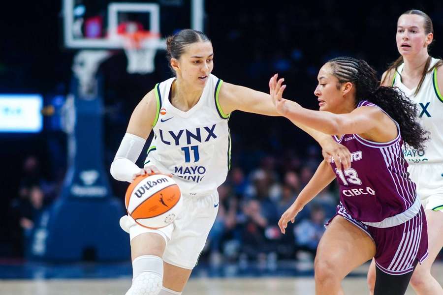 Hamzová bude hrát WNBA.