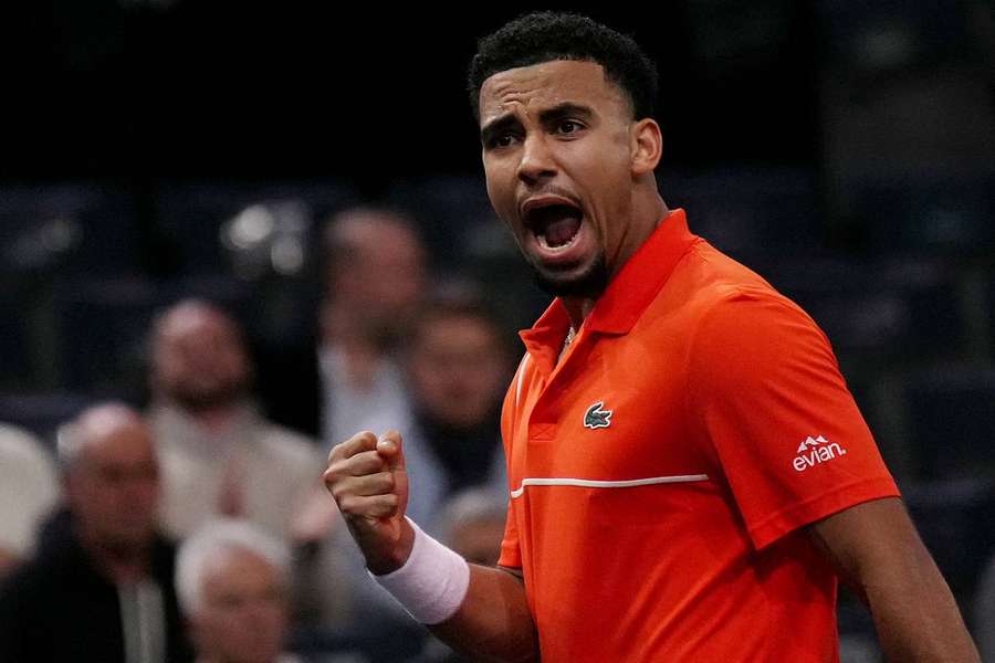 Arthur Fils a battu Marin Cilic mardi au premier tour de Paris-Bercy. 