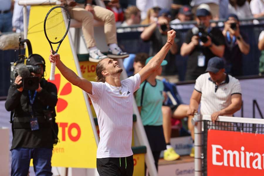 Zverev sprawił sobie urodzinowy prezent i odzyskał tytuł w Monachium po siedmiu latach