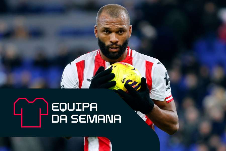 Thiago celebra o seu hat-trick Thiago celebra o seu hat-trick