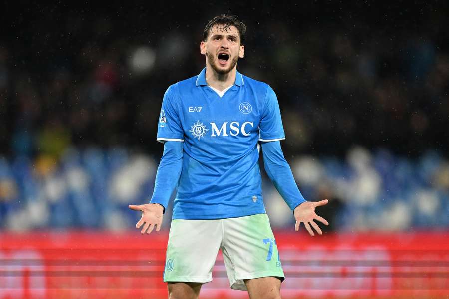 Kvara con la maglia del Napoli