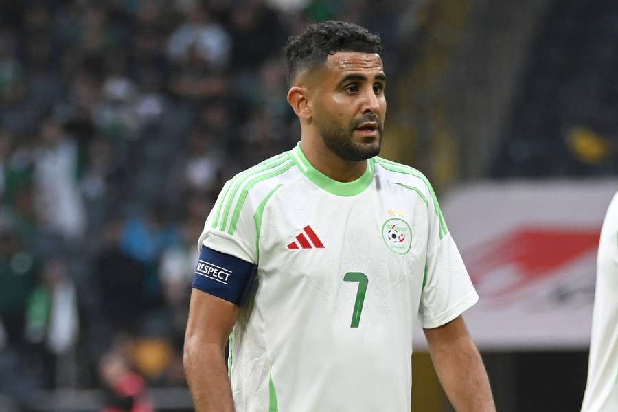 Mahrez foi decisivo para a seleção da Argélia