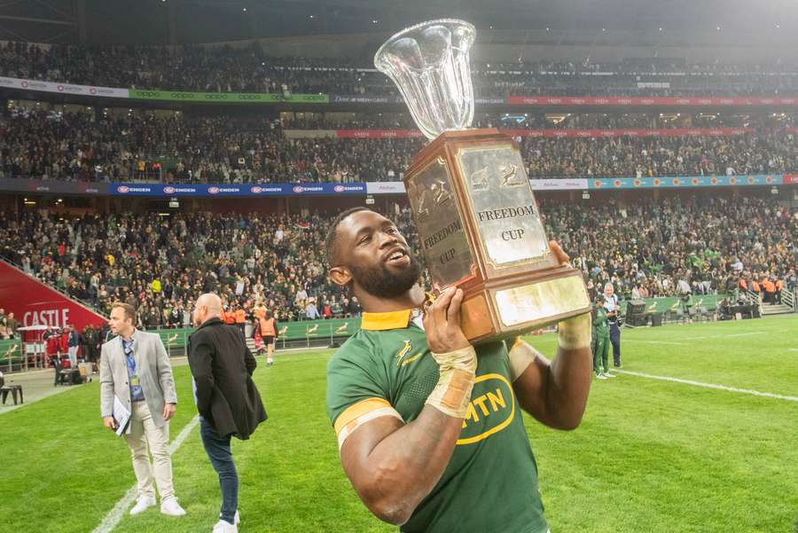 Siya Kolisi samedi avec l'Afrique du Sud.