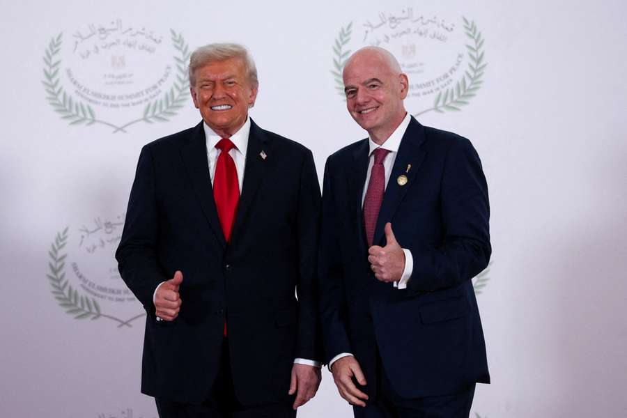 Va fi Donald Trump primul care primește ”Premiul pentru Pace” al FIFA de la Gianni Infantino?