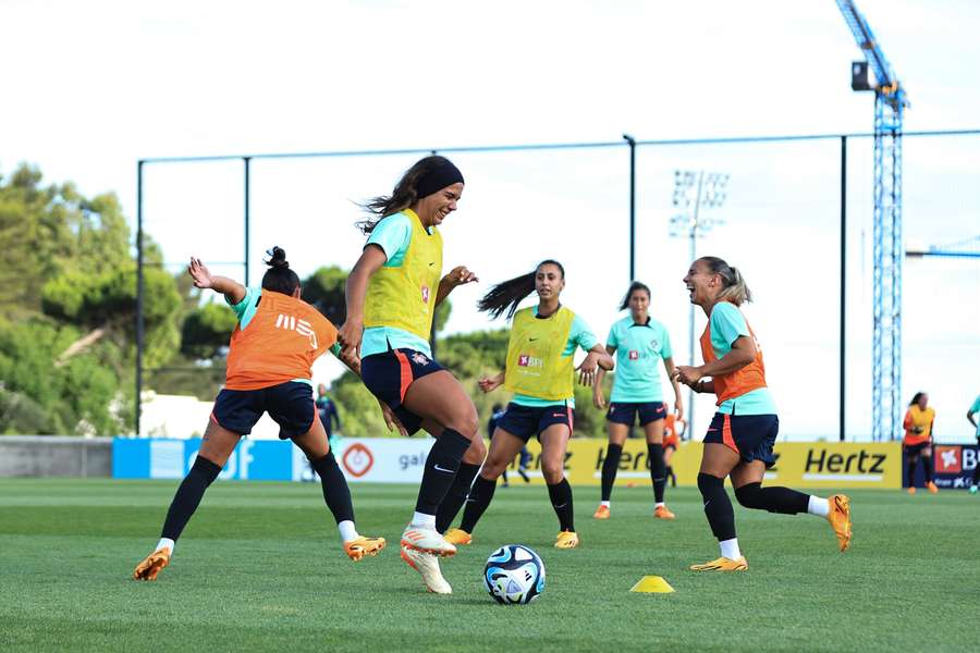 Seleção Nacional feminina prepara Mundial