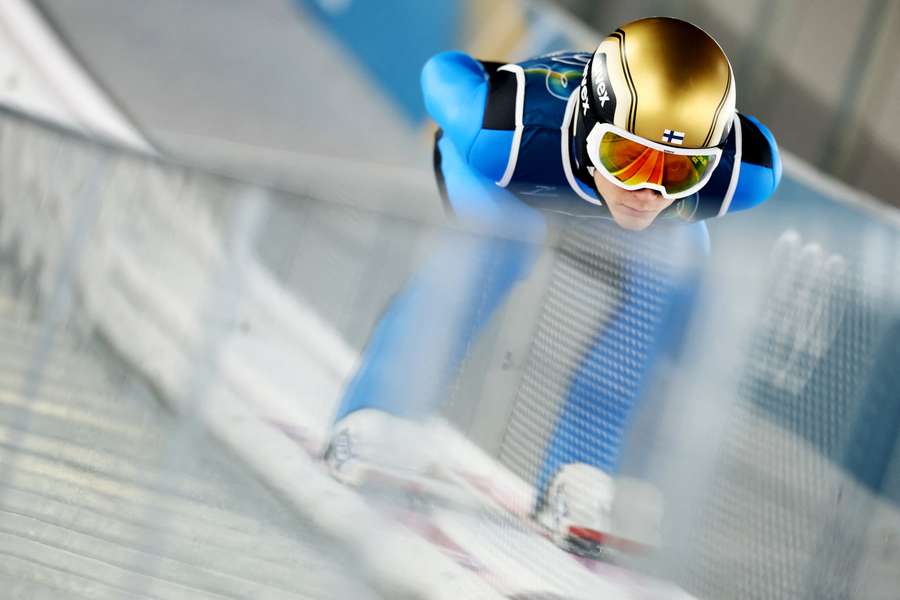 Fiński skoczek Antti Aalto podczas konkursu olimpijskiego