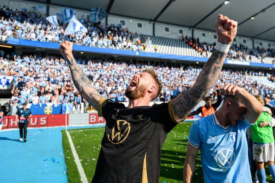 Pontus Jansson festeggia per il Malmö