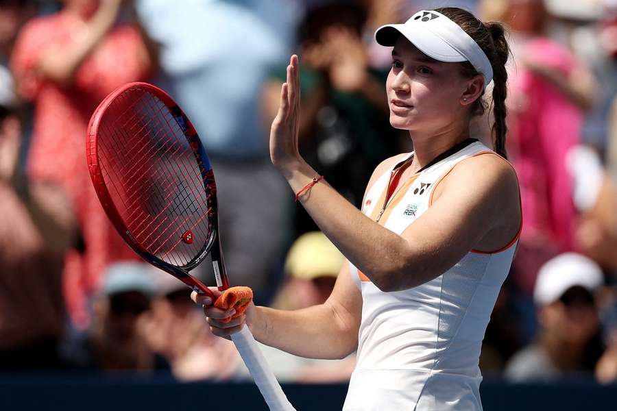 Rybakina avanza en el US Open