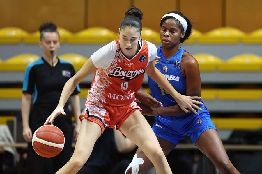 Koszykarki VBW Gdynia przegrały u siebie z Tango Bourges Basket w swoim drugim meczu Euroligi