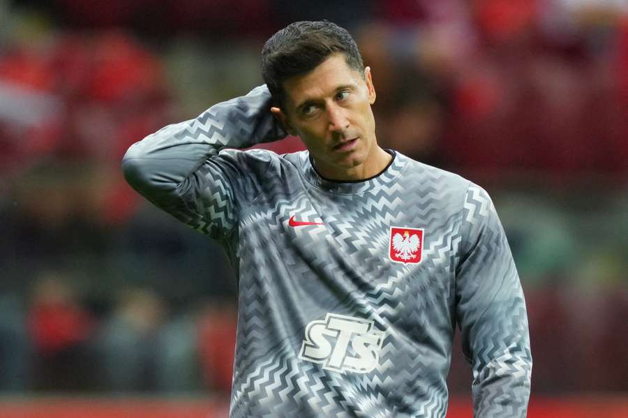Lewandowski reiste frühzeitig von de rpolnischen Nationalmannschaft ab Lewandowski reiste frühzeitig von de rpolnischen Nationalmannschaft ab