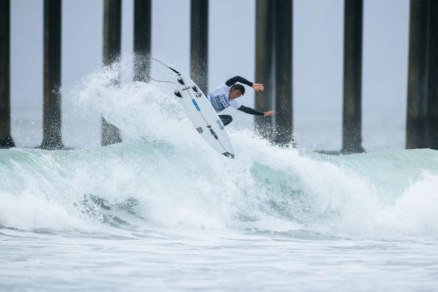 Surfista português Guilherme Ribeiro Surfista português Guilherme Ribeiro