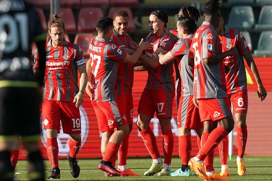 Serie A, scatto della Cremonese, che stana l'Empoli e può sognare la salvezza