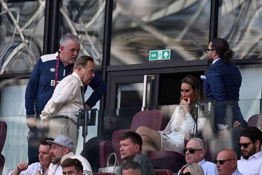 Londres juge "préoccupantes" les accusations visant le copropriétaire de West Ham Londres juge "préoccupantes" les accusations visant le copropriétaire de West Ham