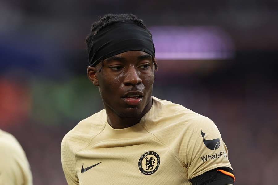 Madueke had voor het eerst een basisplaats bij Chelsea