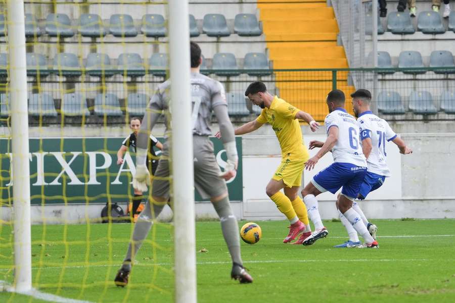 Agressões após o apito final do Paços de Ferreira - Feirense