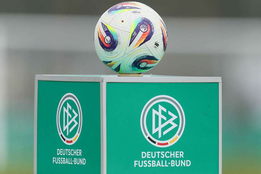 Der Deutsche Fußball-Bund (DFB) ist erneut an einem Gerichtsverfahren beteiligt. Der Deutsche Fußball-Bund (DFB) ist erneut an einem Gerichtsverfahren beteiligt.