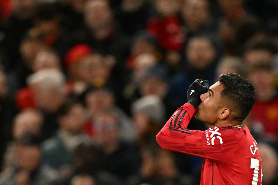 Casemiro fez gol e deu assistência contra o Brighton Casemiro fez gol e deu assistência contra o Brighton