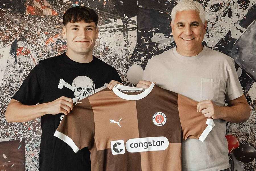 Koniec bocznego toru w Gliwicach, St. Pauli podpisuje kontrakt z Arkadiuszem Pyrką