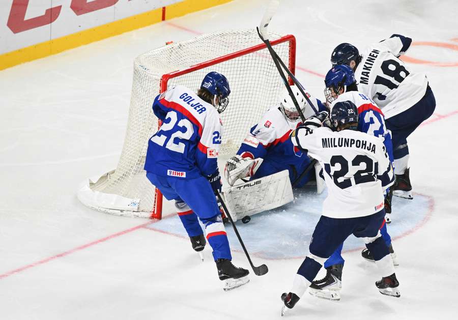 Slováci majú stále šancu vyhrať skupinu.