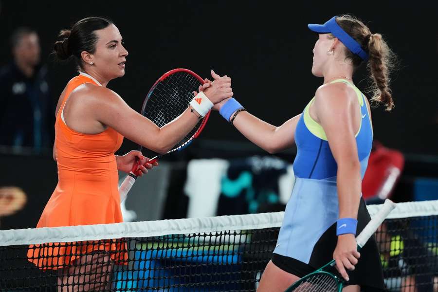 Mirra Andreeva s-a calificat pentru a treia oară consecutiv în optimile de finală de la Australian Open, după victoria în două seturi cu Gabriela Ruse Mirra Andreeva s-a calificat pentru a treia oară consecutiv în optimile de finală de la Australian Open, după victoria în două seturi cu Gabriela Ruse