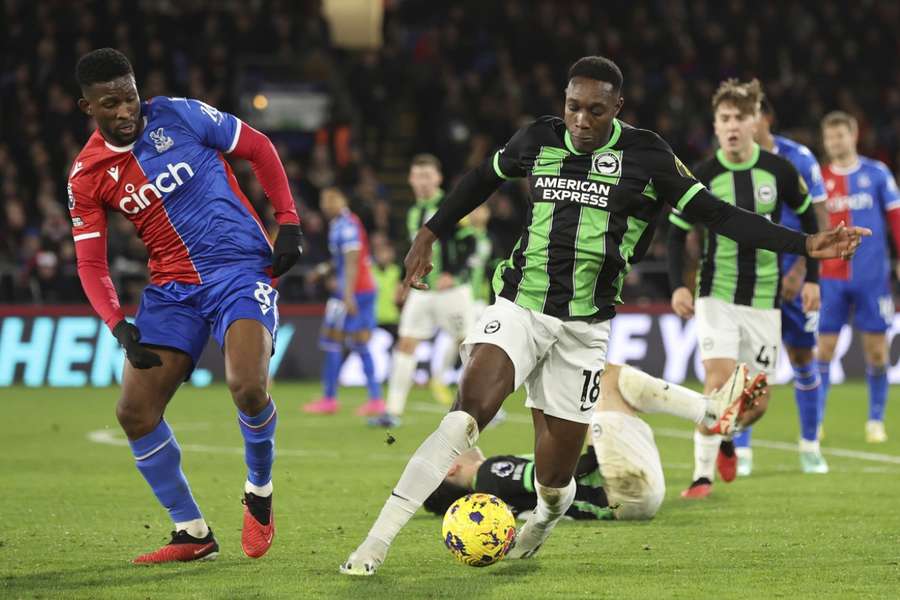 Welbeck ampliou seca de vitórias do Palace