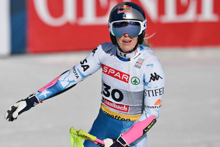 US star Lindsey Vonn made a disappointing return to the ski world championships as she failed to finish in the super-G
