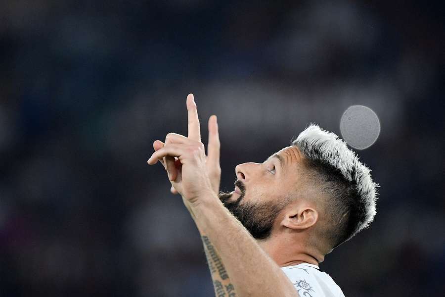 Olivier Giroud com o melhor arranque de sempre no AC Milan