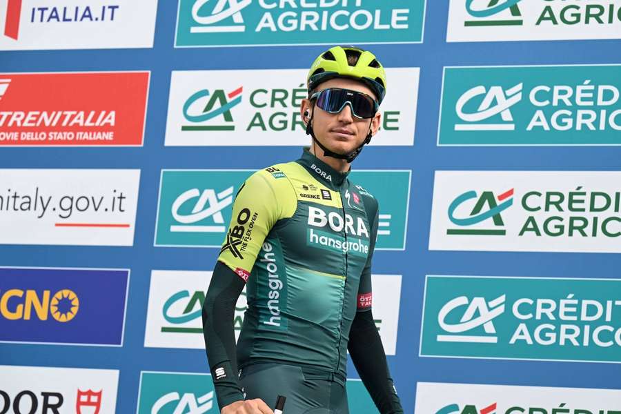 Der deutsche Radprofi Lennard Kämna peilt knapp ein Jahr nach seinem schweren Trainingsunfall seine Rückkehr ins Renngeschehen an.