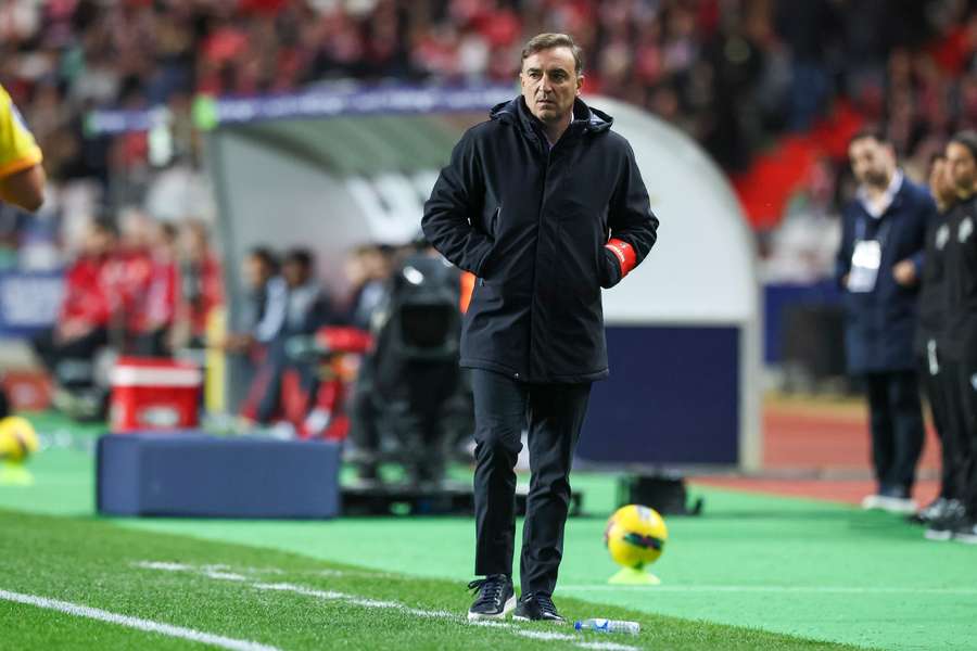 Carlos Carvalhal deixou reparos aos jogadores
