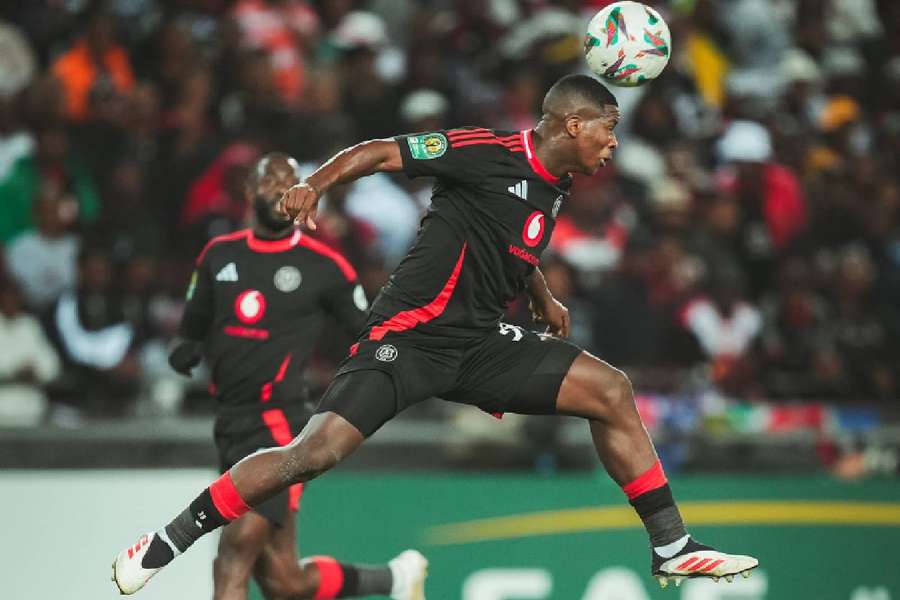 Orlando Pirates of South Africa were held to a 0-0 draw at home by Mouloudia Alger of Algeria on Wednesday