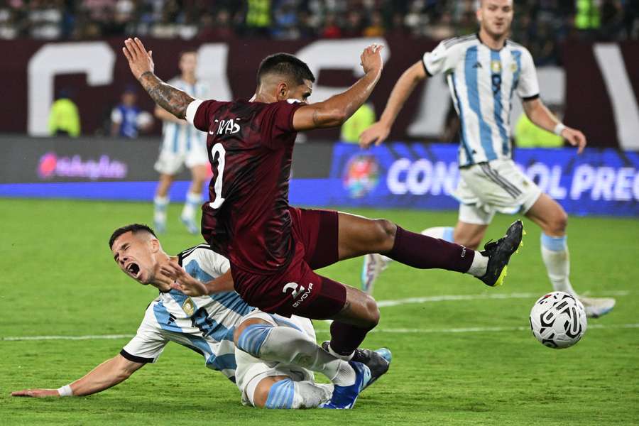 Argentina e Venezuela ficaram no empate em Caracas