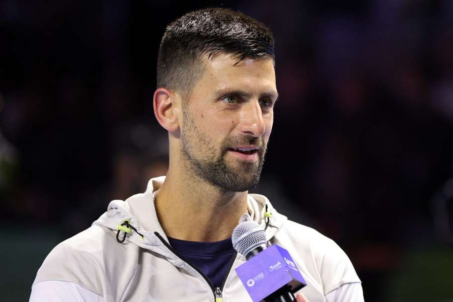 Djokovic não entrou no torneio de pares mistos por precaução. 