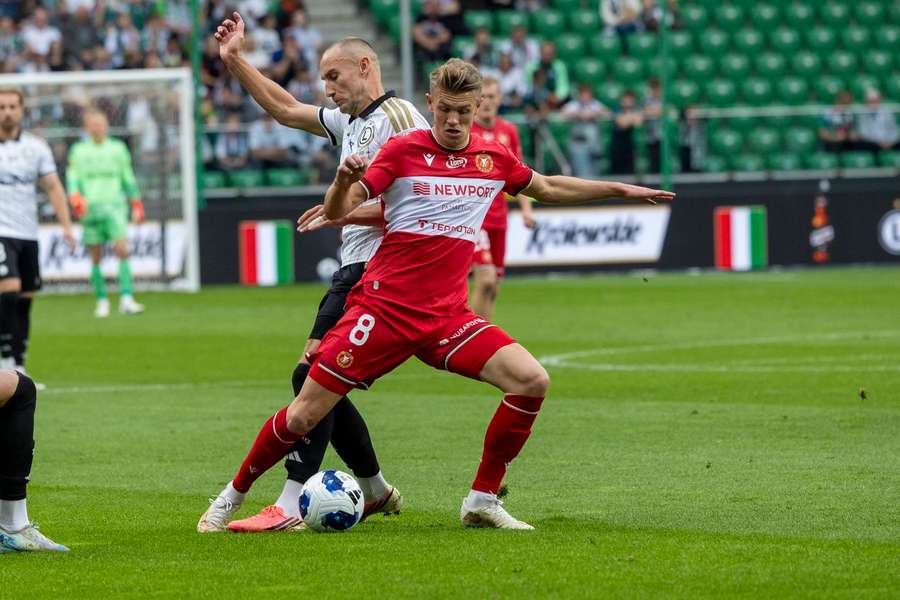 Niedziela z Ekstraklasą: Jordi Sanchez zaczyna strzelać dla Pogoni, Legia remisuje z Widzewem Niedziela z Ekstraklasą: Jordi Sanchez zaczyna strzelać dla Pogoni, Legia remisuje z Widzewem