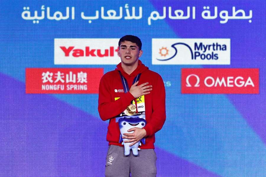 Diogo Ribeiro conquistou medalha de ouro nos 100 metros mariposa