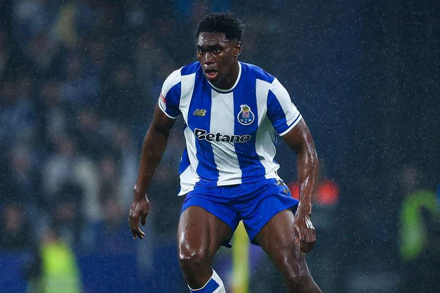 Samu lesionou-se com gravidade e não joga mais esta época