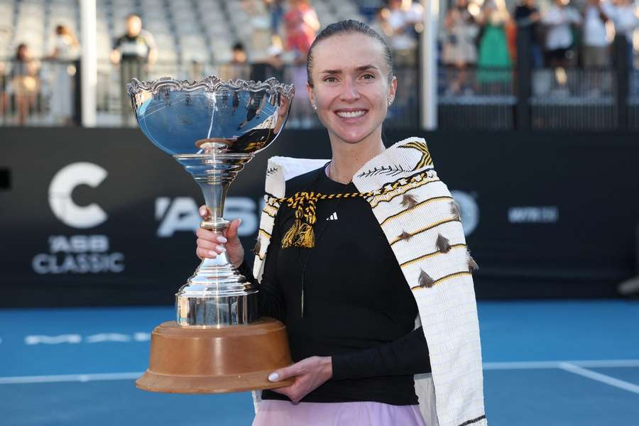 Elina Svitolina with her trophy Elina Svitolina with her trophy