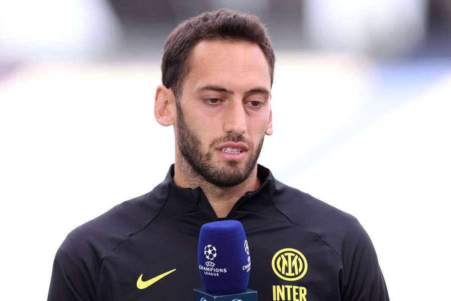 Hakan Calhanoglu