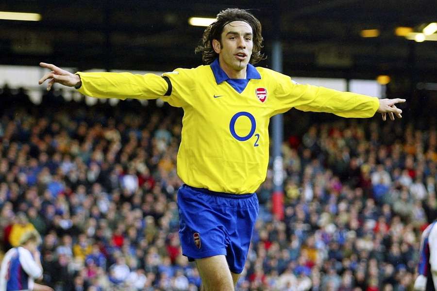 Pires a câștigat două titluri de campion cu Arsenal