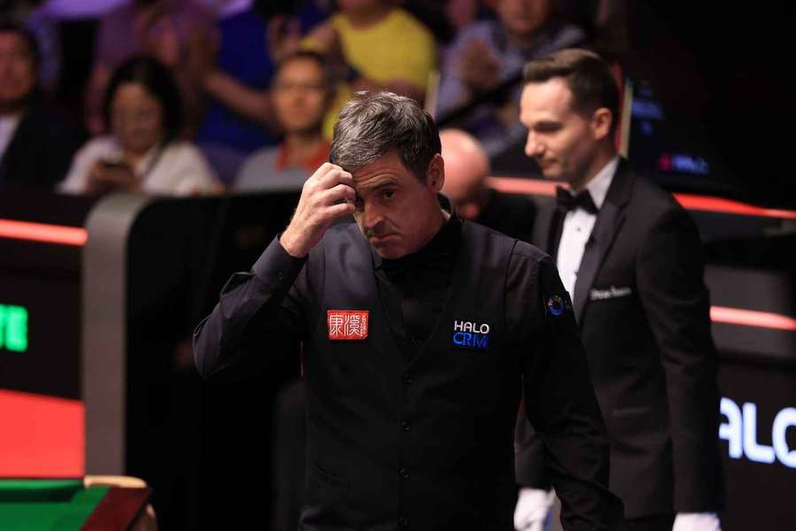 Ronnie O'Sullivan reacts