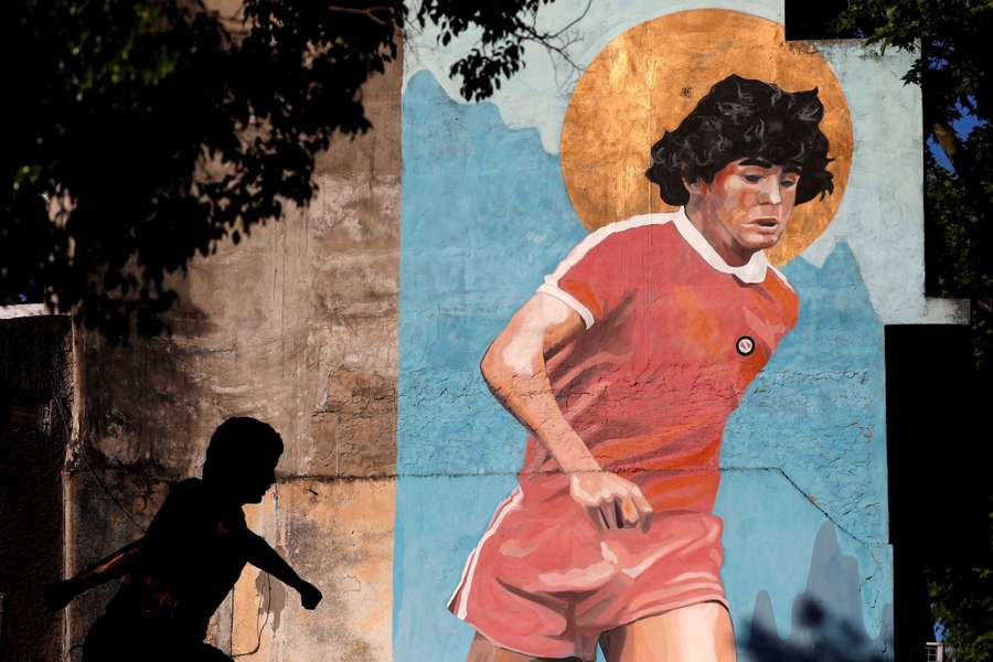 Un murales dedicato a Diego Armando Maradona a Buenos Aires