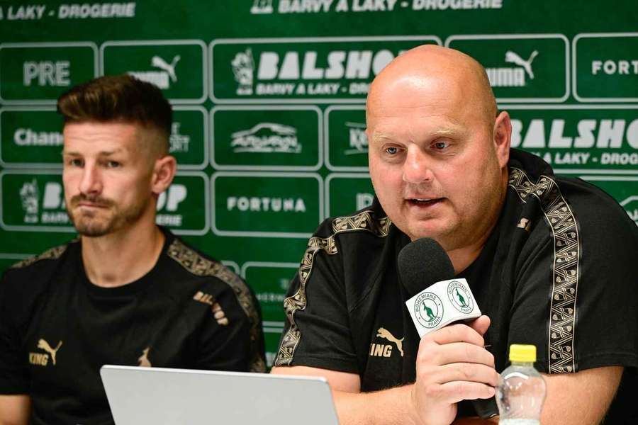 Trenér Bohemians Jaroslav Veselý.