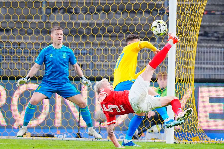 Silkeborg giver Brøndby iskold mavepuster med flot udligning på saksespark