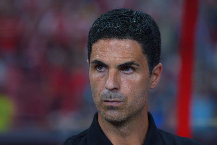 Arteta dice que el Arsenal tiene "confianza" para acabar con la sequía de trofeos